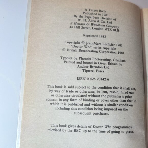 Lofficier Doctor Who Programme Guide Vol 1 & 2 1983 Lot of 2 Paperback - Picture 5 of 6